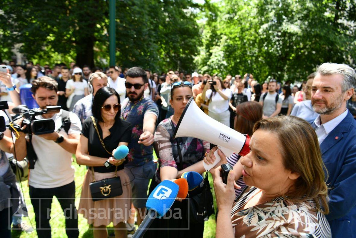 Foto: A.K./Radiosarajevo.ba/Protesti studenata ispred Vlade KS